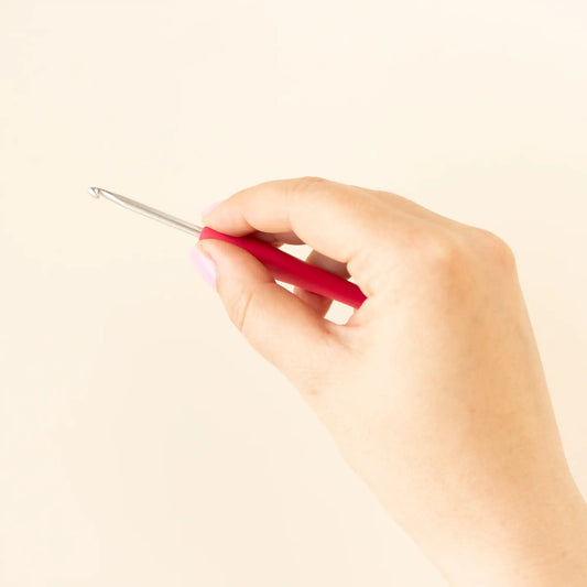 Clover crochet hooks with ergonomic handle