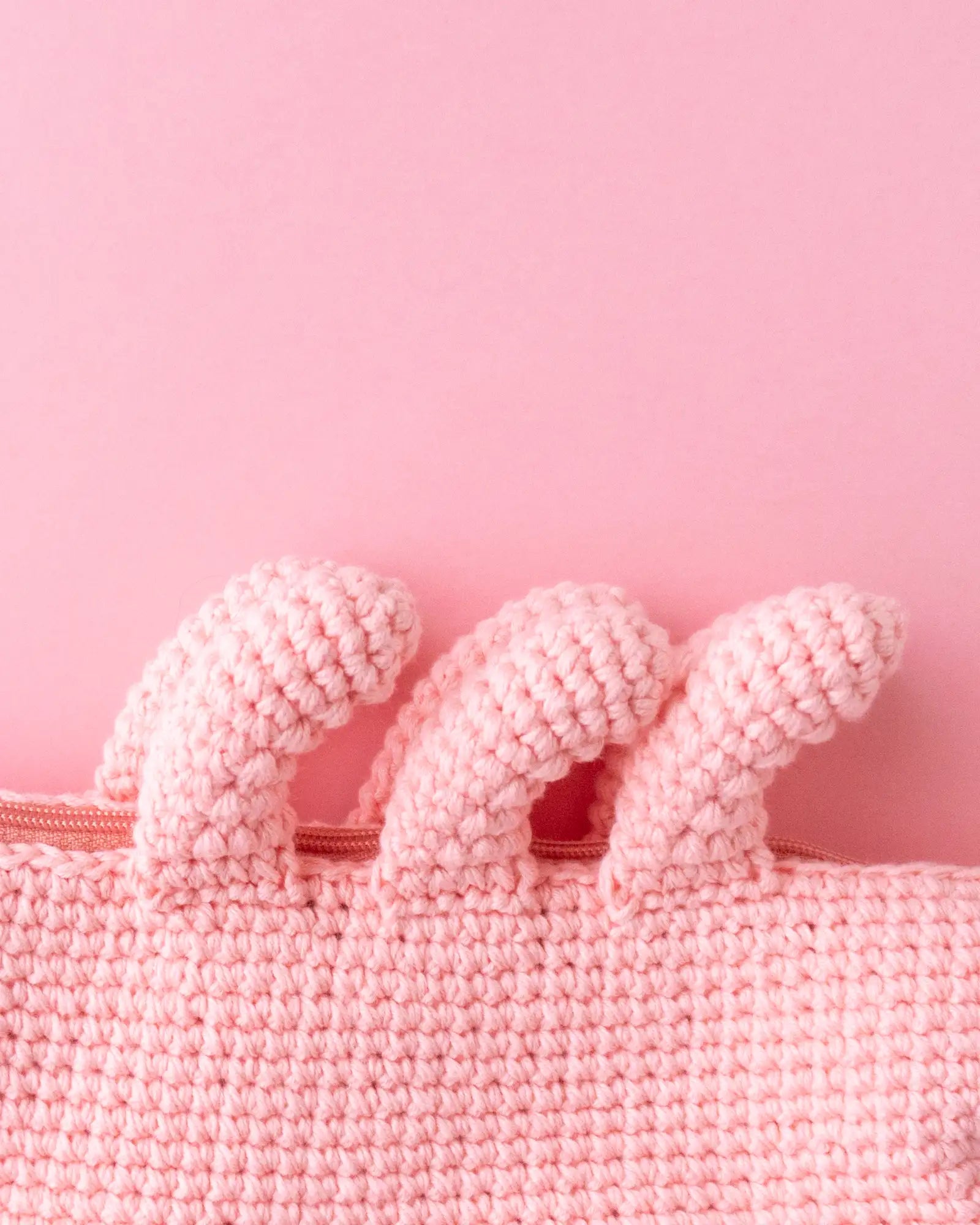 Crochet shrimp cross body bag pattern