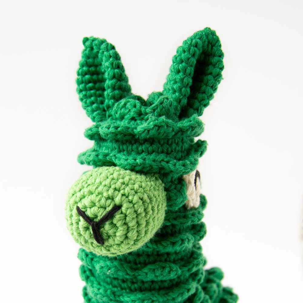 Frida the llama | Crochet amigurumi PDF pattern