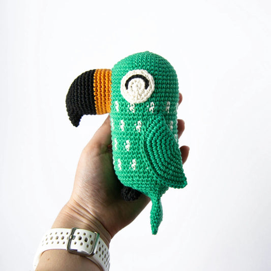 Polly the parrot | Crochet amigurumi PDF pattern