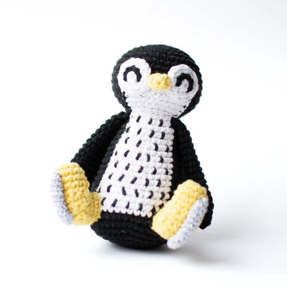 #008 Poppy the Penguin | Crochet amigurumi PDF pattern