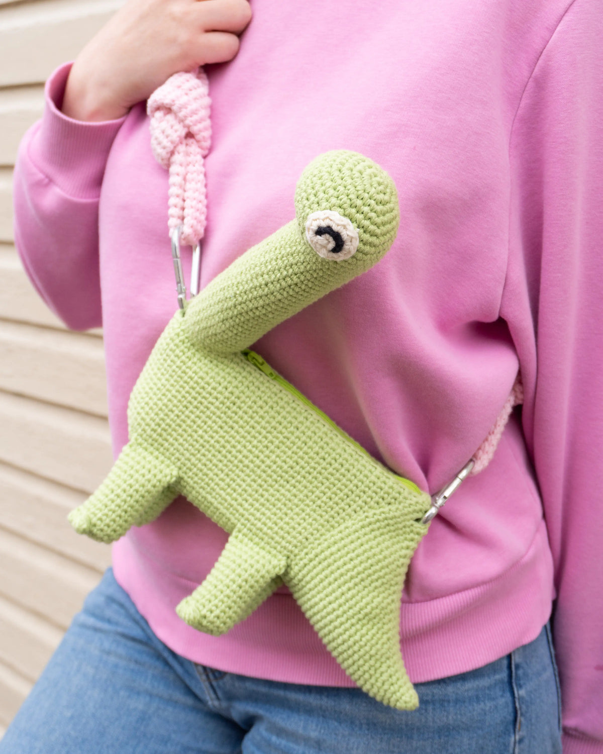 Leopold the Brachiosaurus Dinosaur bag | Crochet PDF pattern