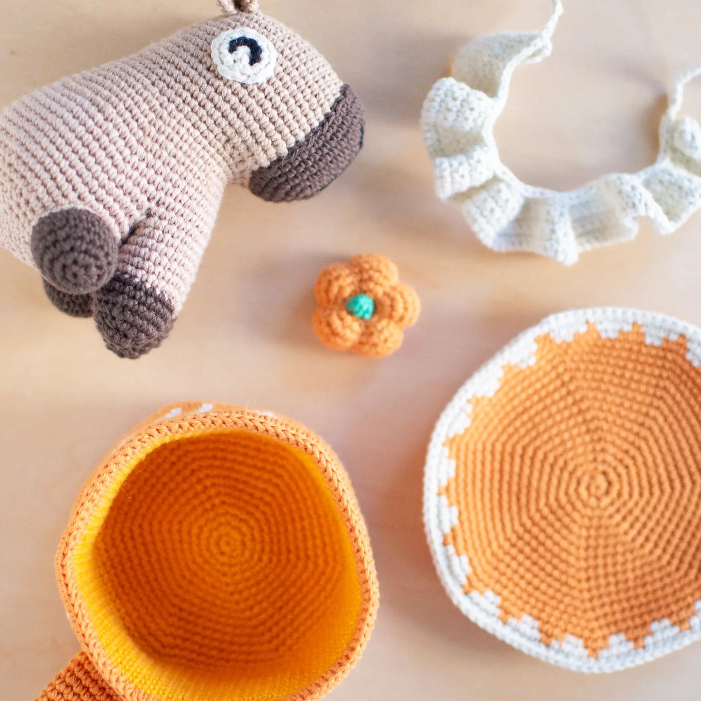 #011 Latte the Capybara | Crochet amigurumi PDF pattern