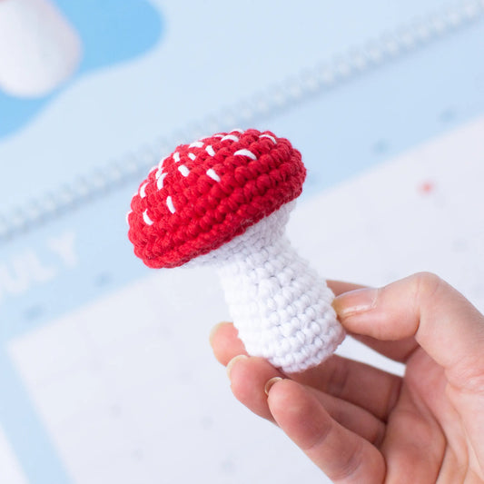 Fly agaric mushroom | Crochet amigurumi PDF pattern