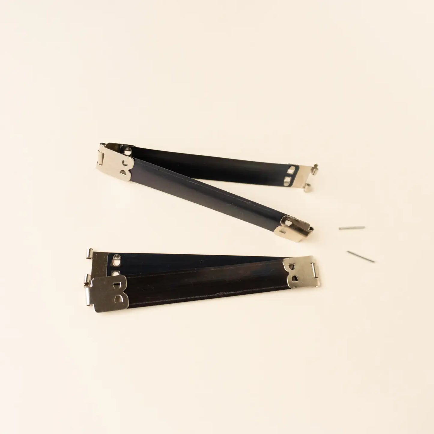 Internal Flex Frame Clips