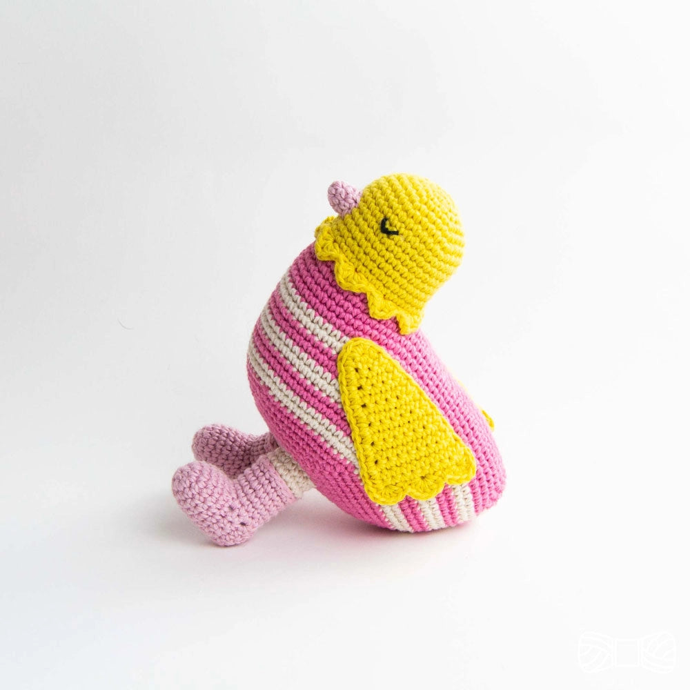 Gunvor the chicken | crochet amigurumi PDF pattern